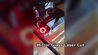 Cięcie laserowe szkła samochodowego lusterka wstecznego o grubości 2 mm