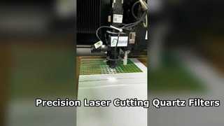 Laserowe cięcie szkła Wsadowe cięcie laserowe kwarcowych filtrów optycznych o grubości 1mm